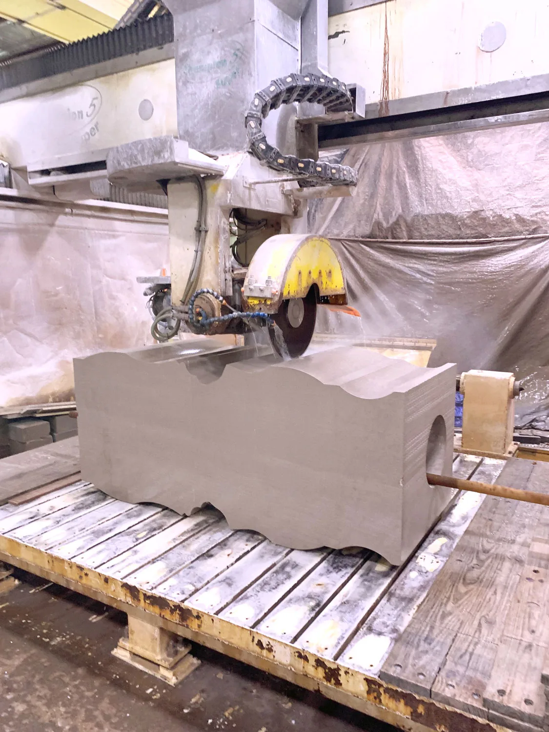 fabrication of a column on a pallet